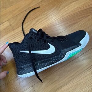 Nike Black and Green Sneakers with Knit Upper